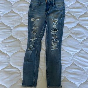 Size 10 - American Eagle Super High Rise Jegging